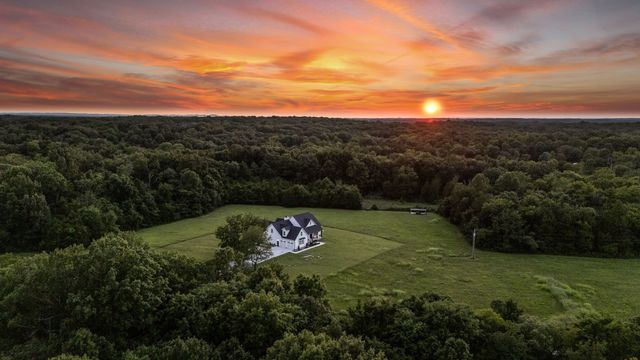 1851 Warner Bridge Rd, Shelbyville, TN 37160