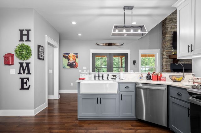 1851 Warner Bridge Rd, Shelbyville, TN 37160
