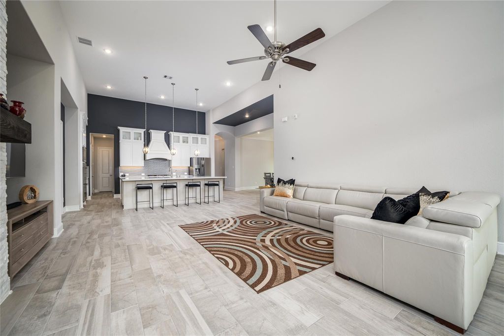 Image 16 of property listing at 2511 Marble Hill Drive, Missouri City, TX 77459