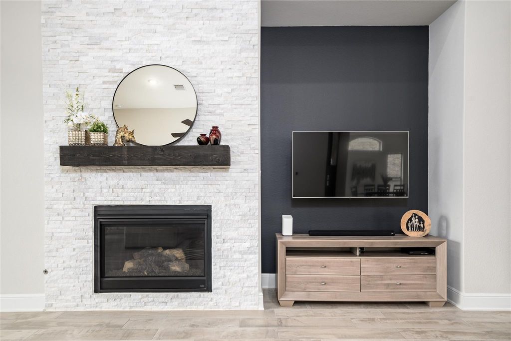 Image 17 of property listing at 2511 Marble Hill Drive, Missouri City, TX 77459