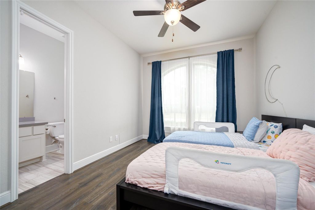 Image 38 of property listing at 2511 Marble Hill Drive, Missouri City, TX 77459