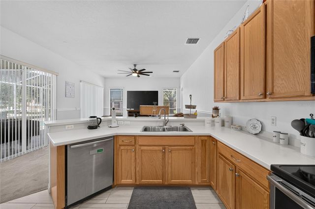 1314 ROWANTREE DRIVE, Dover, FL 33527
