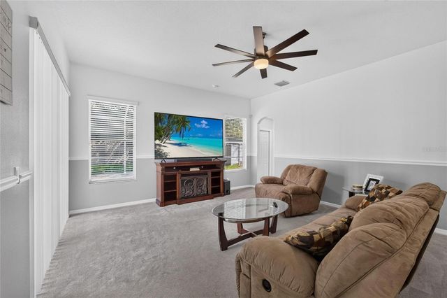 1314 ROWANTREE DRIVE, Dover, FL 33527