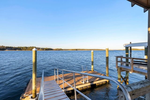 2749 Fountainhead Way, Mount Pleasant, SC 29466