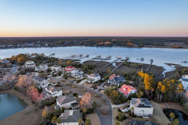 2749 Fountainhead Way, Mount Pleasant, SC 29466