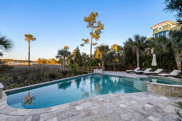 2749 Fountainhead Way, Mount Pleasant, SC 29466