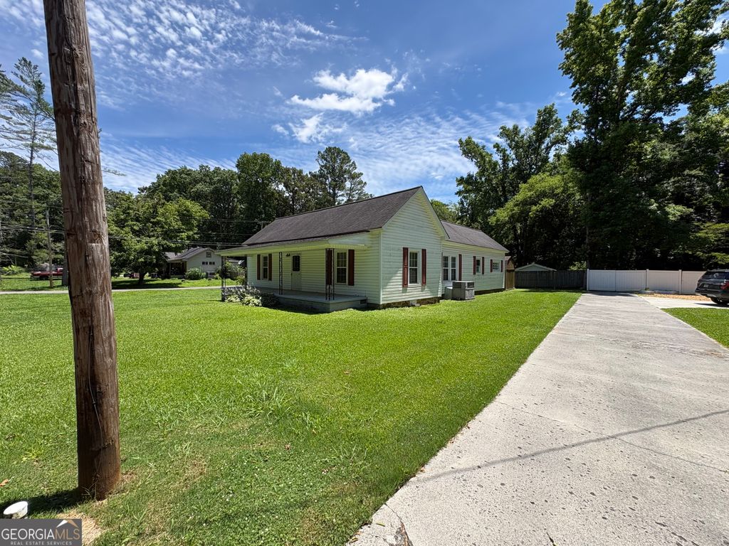 206 Warthen Street, Lafayette, GA 30728