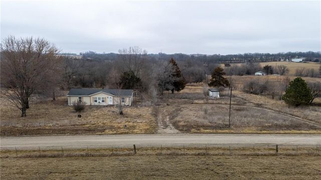 111 NW 800th Road, Warrensburg, MO 65325