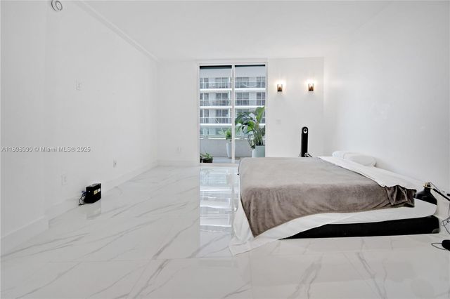 1800 N Bayshore Dr 512, Miami, FL 33132