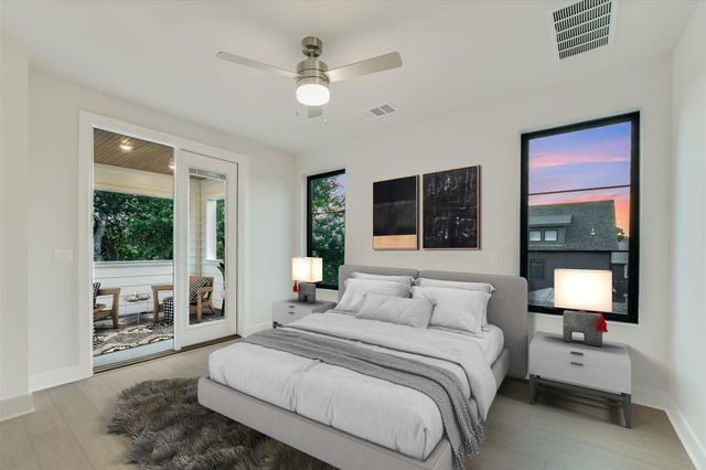 114 Lightsey RD 1, Austin, TX 78704