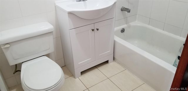10515 Jamaica Avenue, Richmond Hill, NY 11418