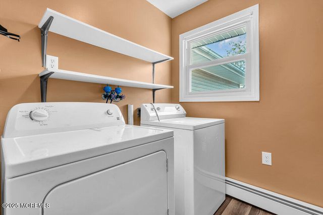 8 Panama Court, Toms River, NJ 08757