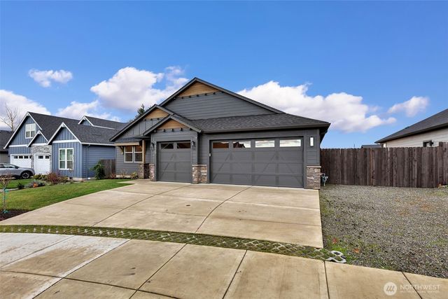825 S Goose Loop, Ridgefield, WA 98642