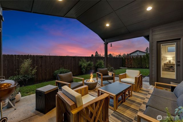 825 S Goose Loop, Ridgefield, WA 98642