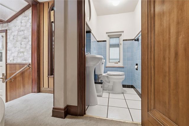 1026 Woodberry Rd, New Kensington, PA 15068