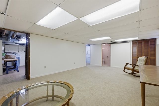 1026 Woodberry Rd, New Kensington, PA 15068