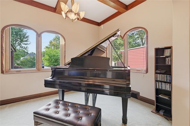1026 Woodberry Rd, New Kensington, PA 15068