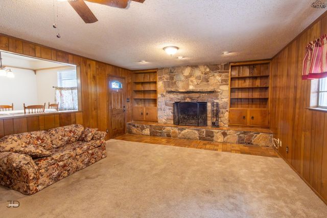2905 OLD ELECTRA ROAD, Iowa Park, TX 76367