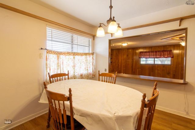 2905 OLD ELECTRA ROAD, Iowa Park, TX 76367