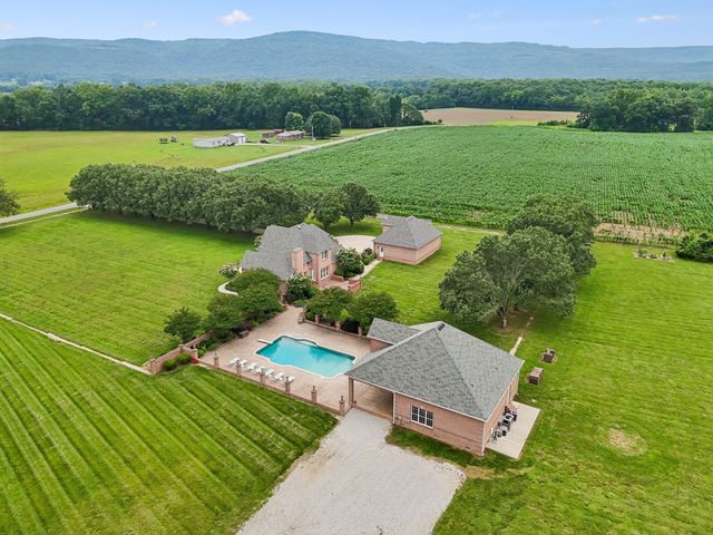 3539 Liberty Rd, Winchester, TN 37398