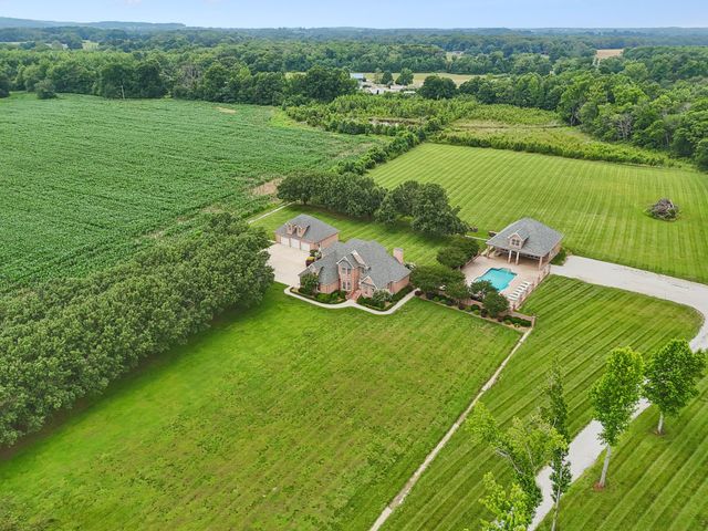 3539 Liberty Rd, Winchester, TN 37398