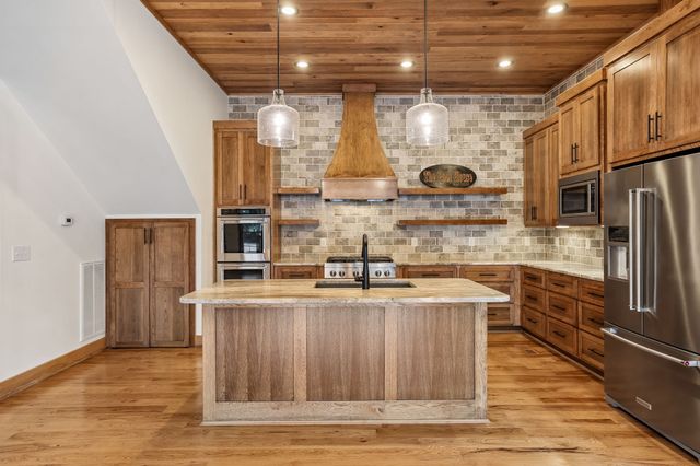 3539 Liberty Rd, Winchester, TN 37398