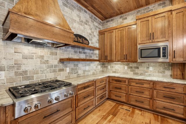 3539 Liberty Rd, Winchester, TN 37398