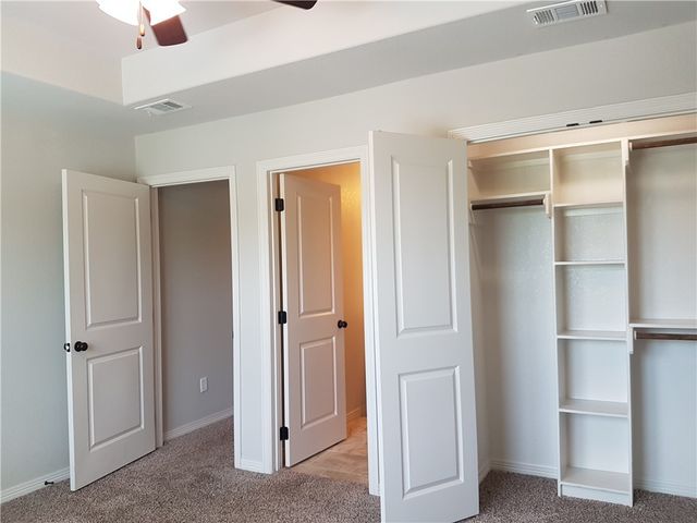 107 Ehlinger Drive, Bryan, TX 77801
