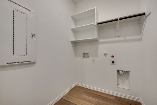 204 Coconut Drive, Azle, TX 76020