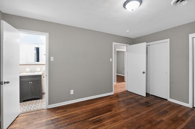 134 W HOLMES RD, Memphis, TN 38109