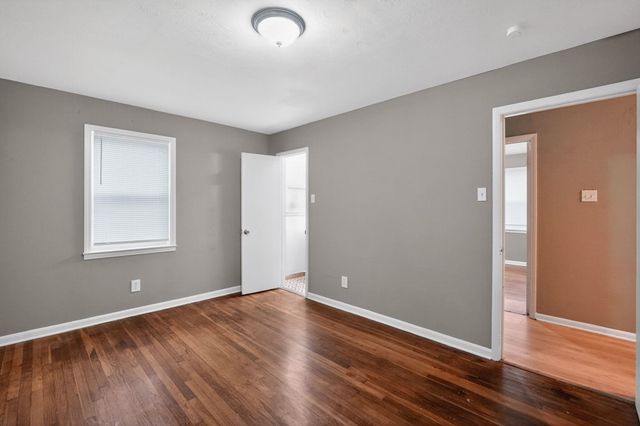 134 W HOLMES RD, Memphis, TN 38109