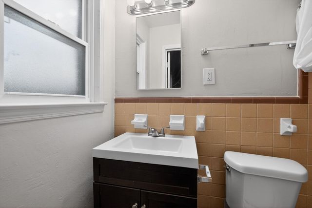 134 W HOLMES RD, Memphis, TN 38109