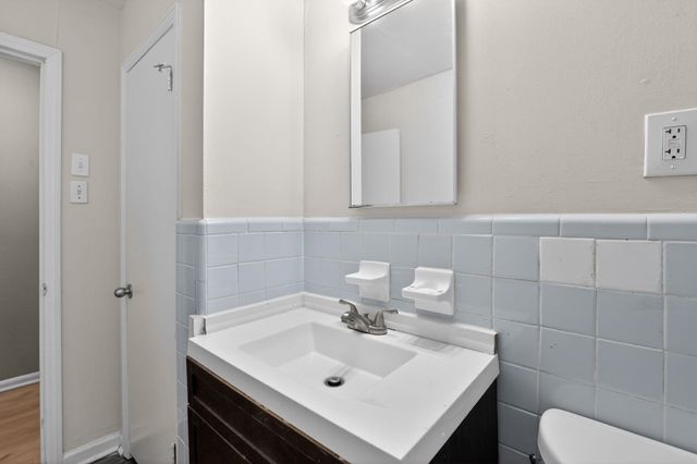 134 W HOLMES RD, Memphis, TN 38109