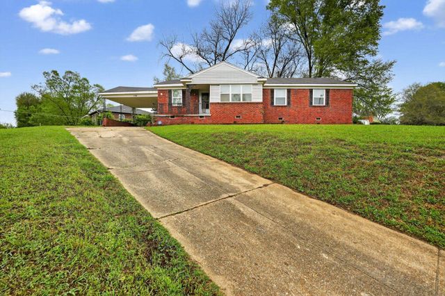 134 W HOLMES RD, Memphis, TN 38109