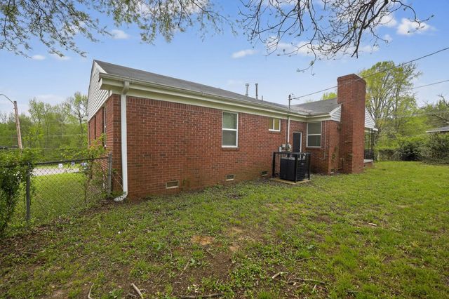 134 W HOLMES RD, Memphis, TN 38109