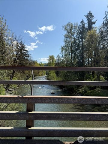 23125 N River Drive, Granite Falls, WA 98252