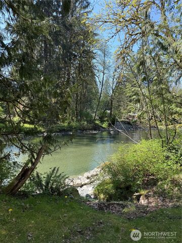 23125 N River Drive, Granite Falls, WA 98252