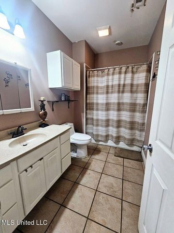 910 Old Spanish Trail, Waveland, MS 39576