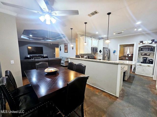 910 Old Spanish Trail, Waveland, MS 39576