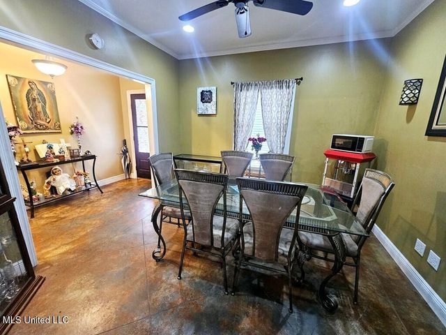 910 Old Spanish Trail, Waveland, MS 39576