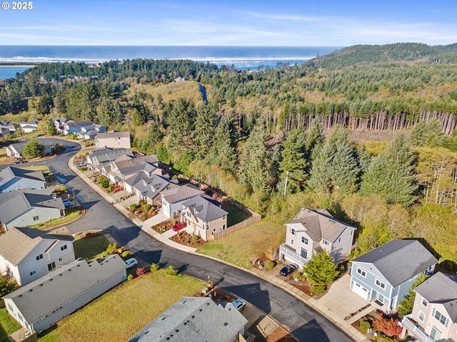 4380 SEQUOIA Loop, Tillamook, OR 97141