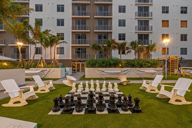 200 NE 1st Avenue 633, Pompano Beach, FL 33060