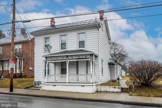 408 S QUEEN ST, Littlestown, PA 17340
