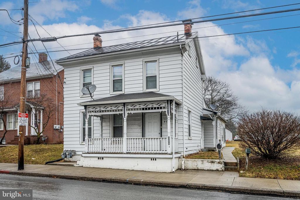 408 S QUEEN ST, Littlestown, PA 17340