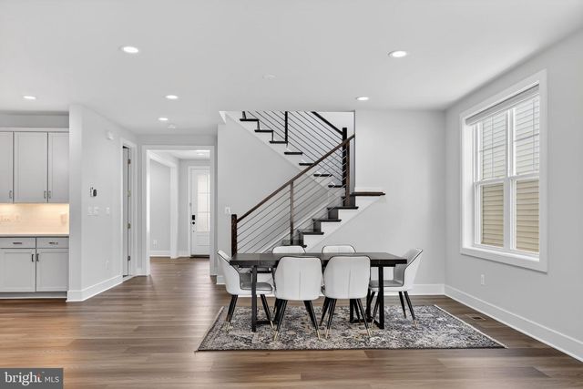41961 BLAIR WOODS DR, Brambleton, VA 20148