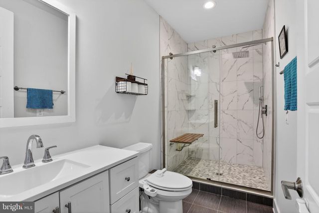 41961 BLAIR WOODS DR, Brambleton, VA 20148