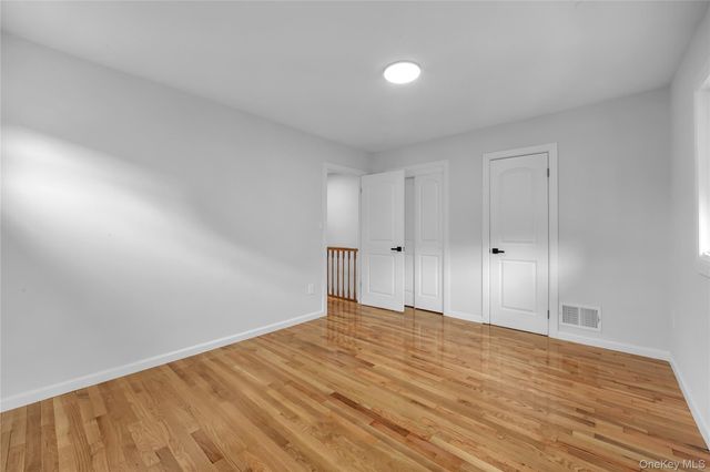 931 E 232nd Street, Bronx, NY 10466