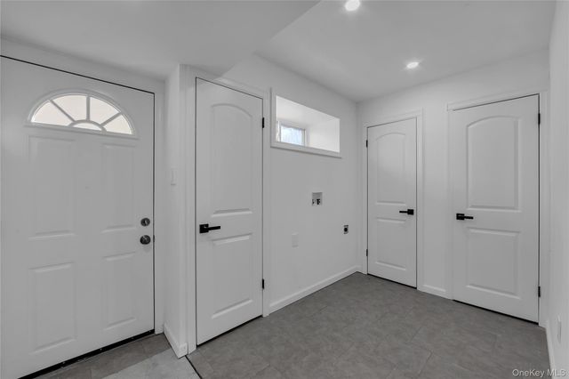 931 E 232nd Street, Bronx, NY 10466