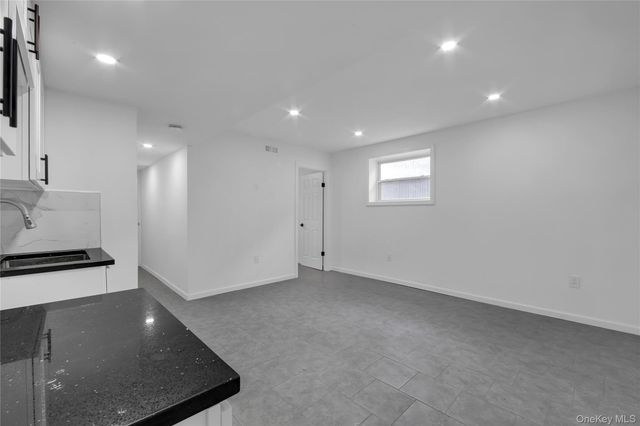 931 E 232nd Street, Bronx, NY 10466