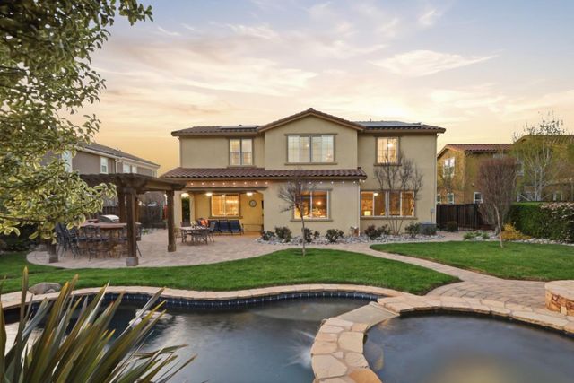 50 Tilton Avenue, Morgan Hill, CA 95037